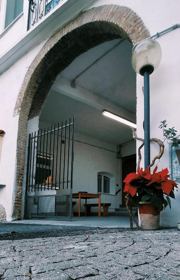 La Loggia Di Na Villa Albenga Eksteriør billede